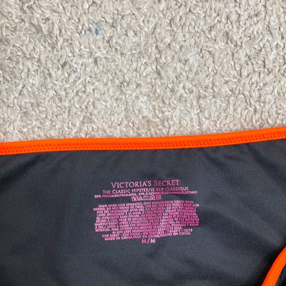 Victoria’s Secret Bikini Bottom | Size M - Picture 3 of 8